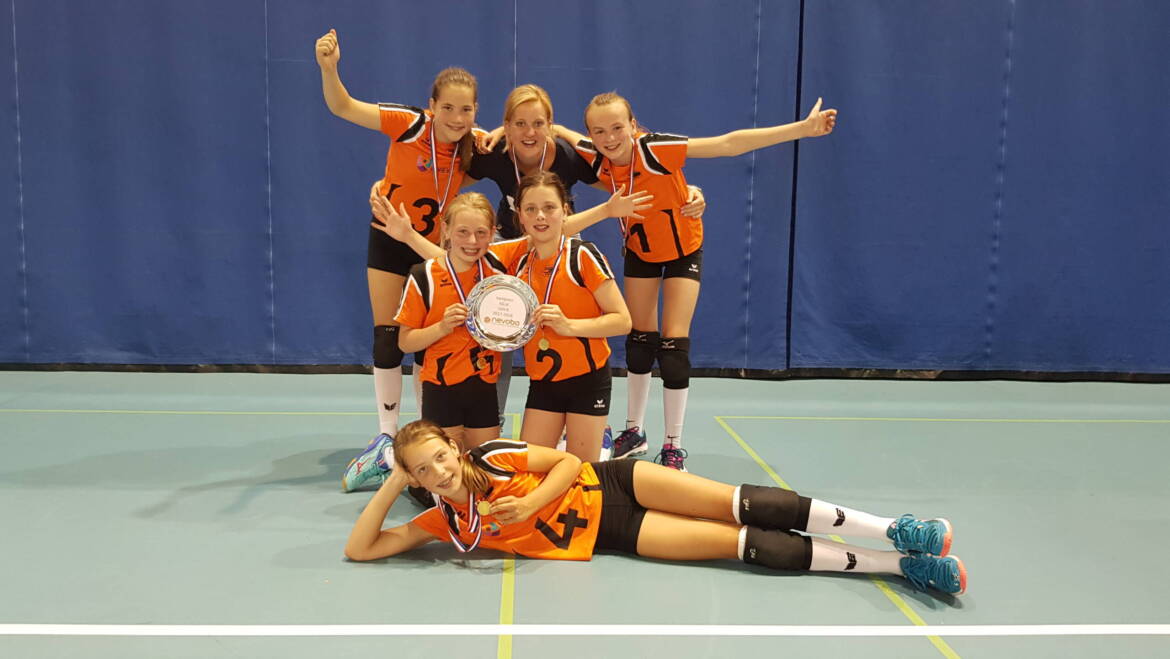 Wat een toppers!!! Dynamo CMV6 Nederlands Kampioen!