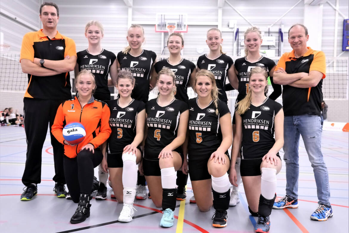 Dynamo dames 1 kent geen Vestevrees