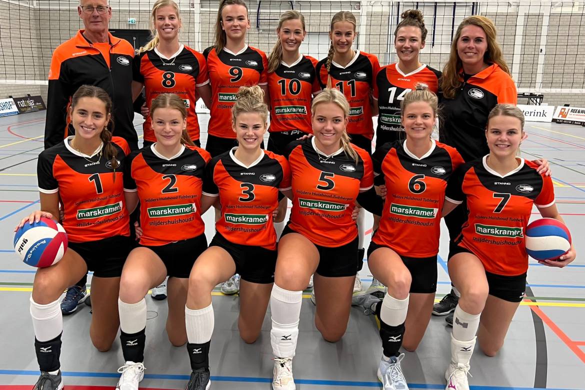 Dynamo dames 1 naar de Topdivisie!