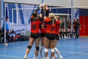 dynamo-dames-1-blok